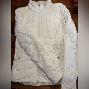 LULULEMON RUNNING JACKET